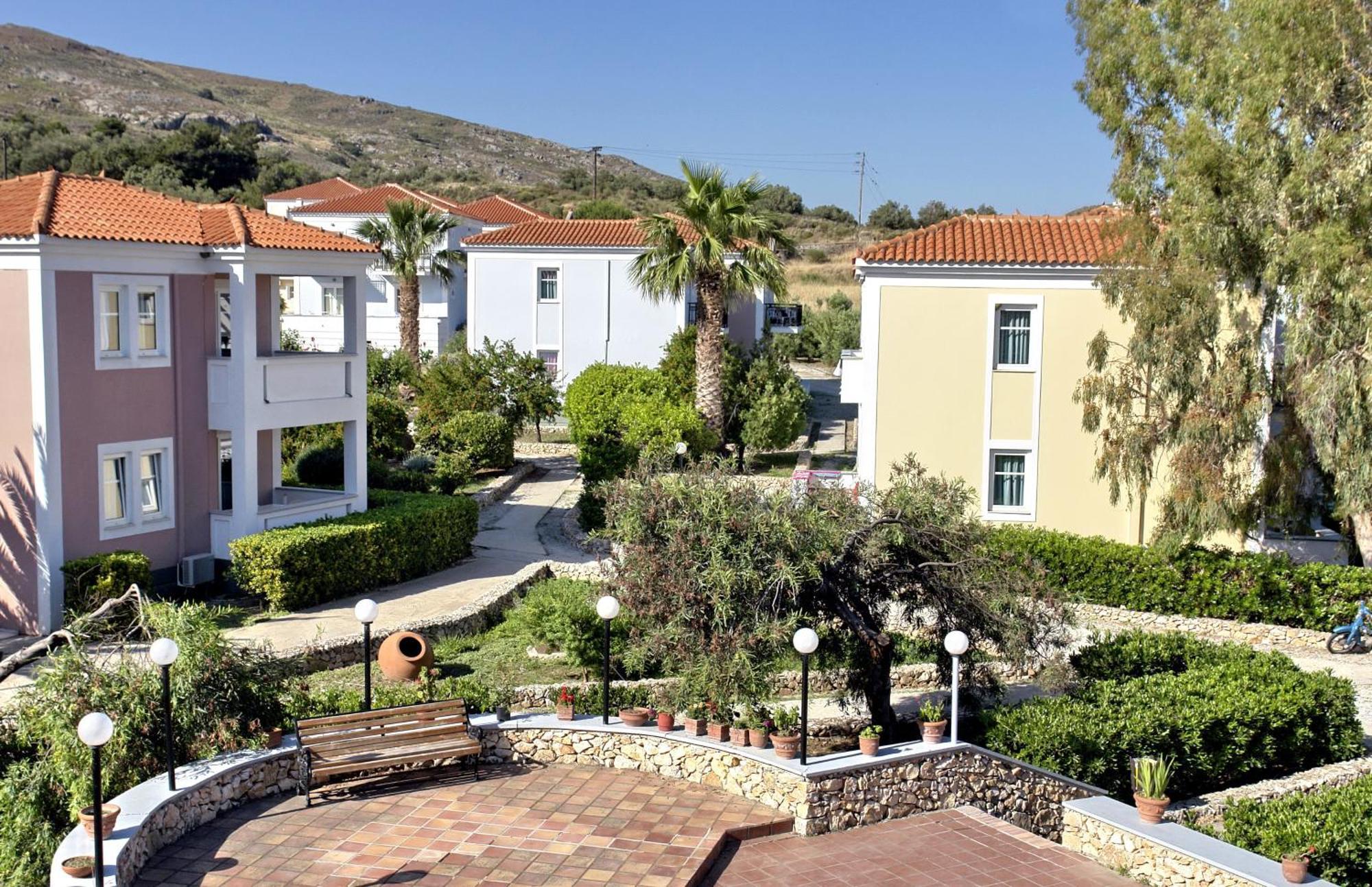Panselinos Hotel Eftalou Bagian luar foto