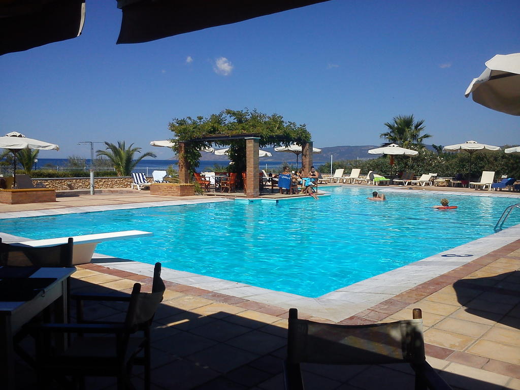 Panselinos Hotel Eftalou Bagian luar foto